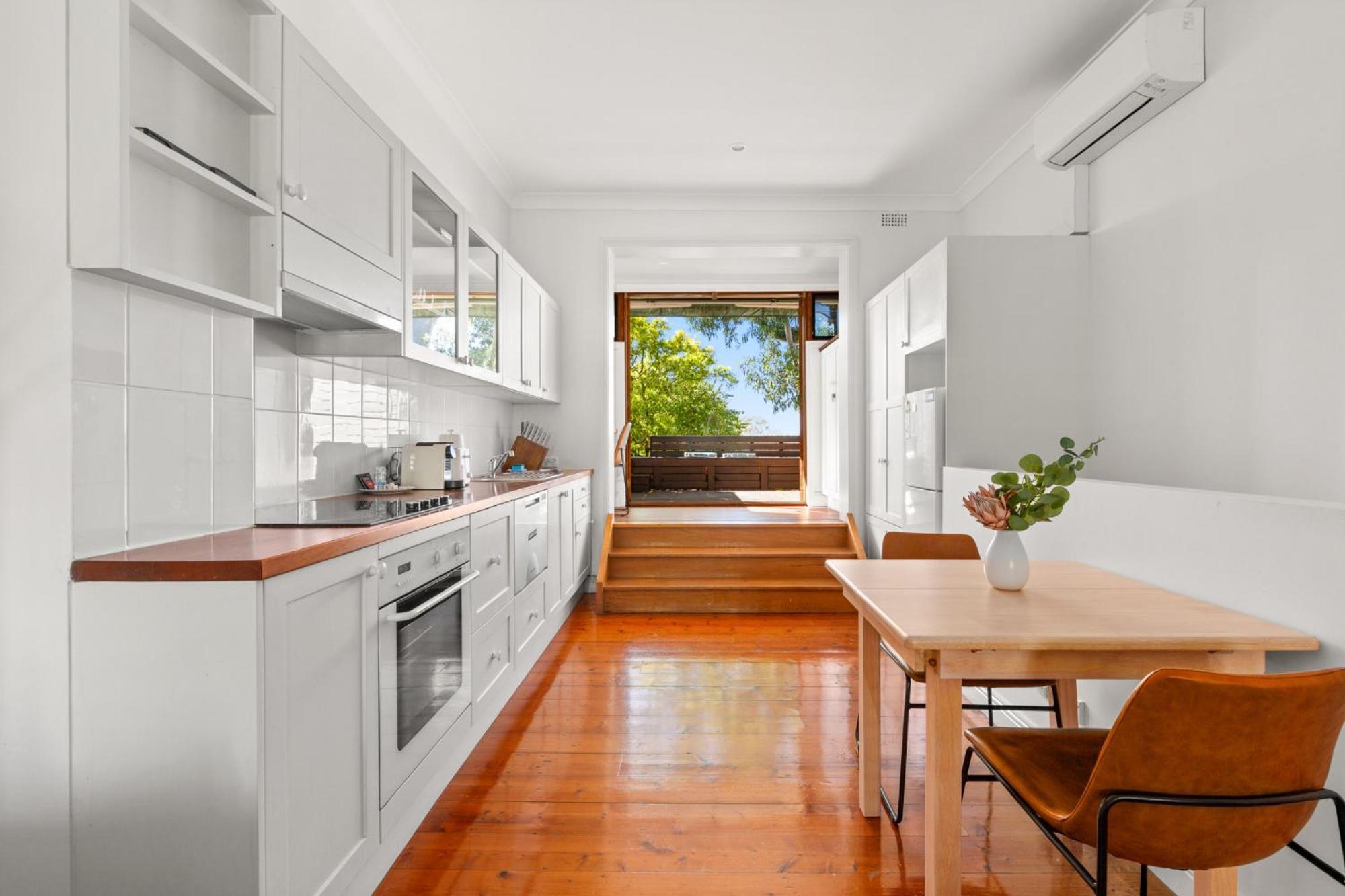 Holiday home Elegant 1-bed Oasis With Courtyard In North Sydney